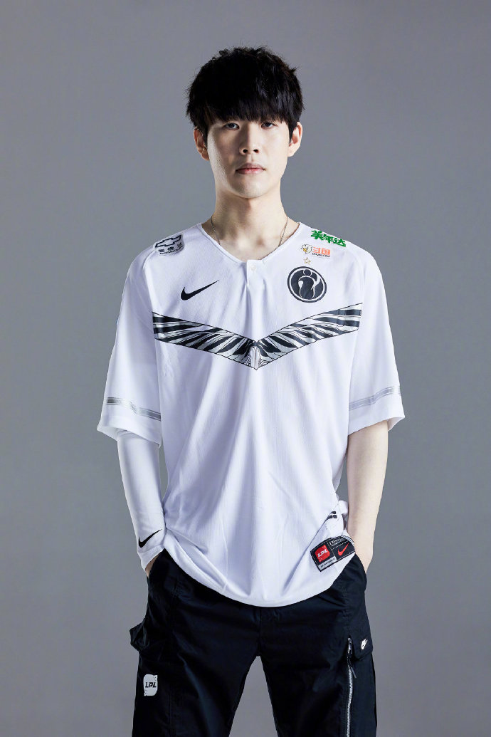 与限定称号 与限定称号