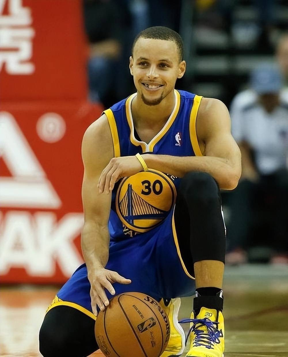 协防与背后 协防与背后